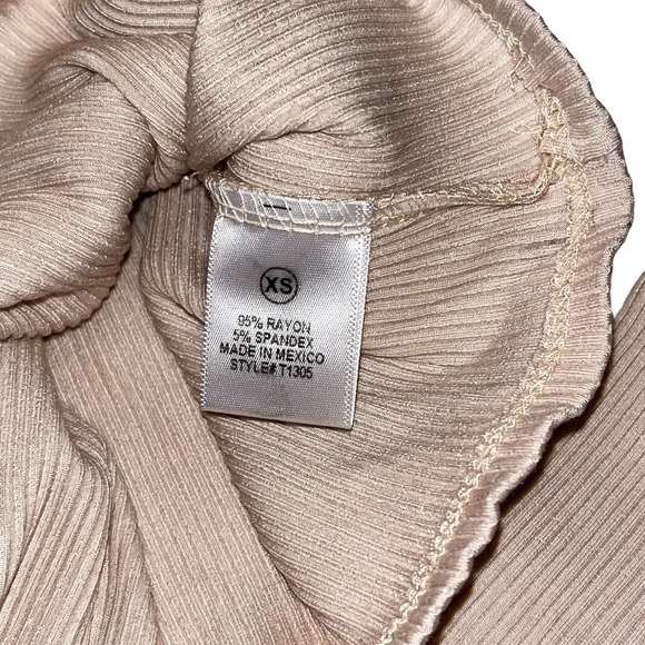 Fashion Nova Ribbed Knit One Sleeve Crop Top | Size XS - Picture 5 of 5